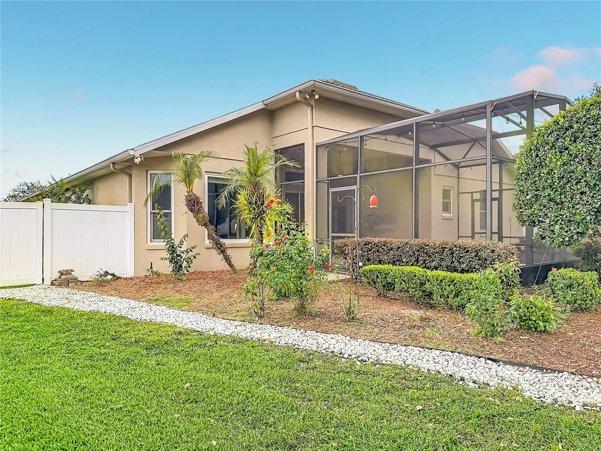 2432 Emerald Rose Way Apopka FL 32712