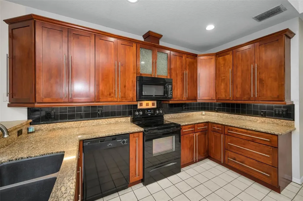 2714 Resnik Circle W Palm Harbor FL 34683