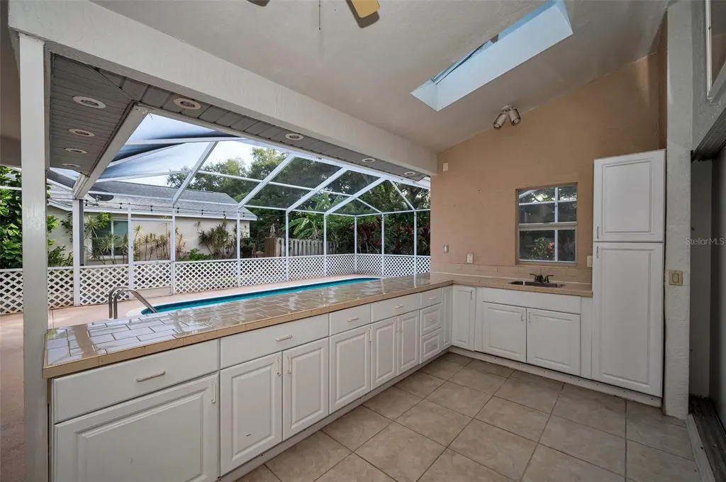 2714 Resnik Circle W Palm Harbor FL 34683