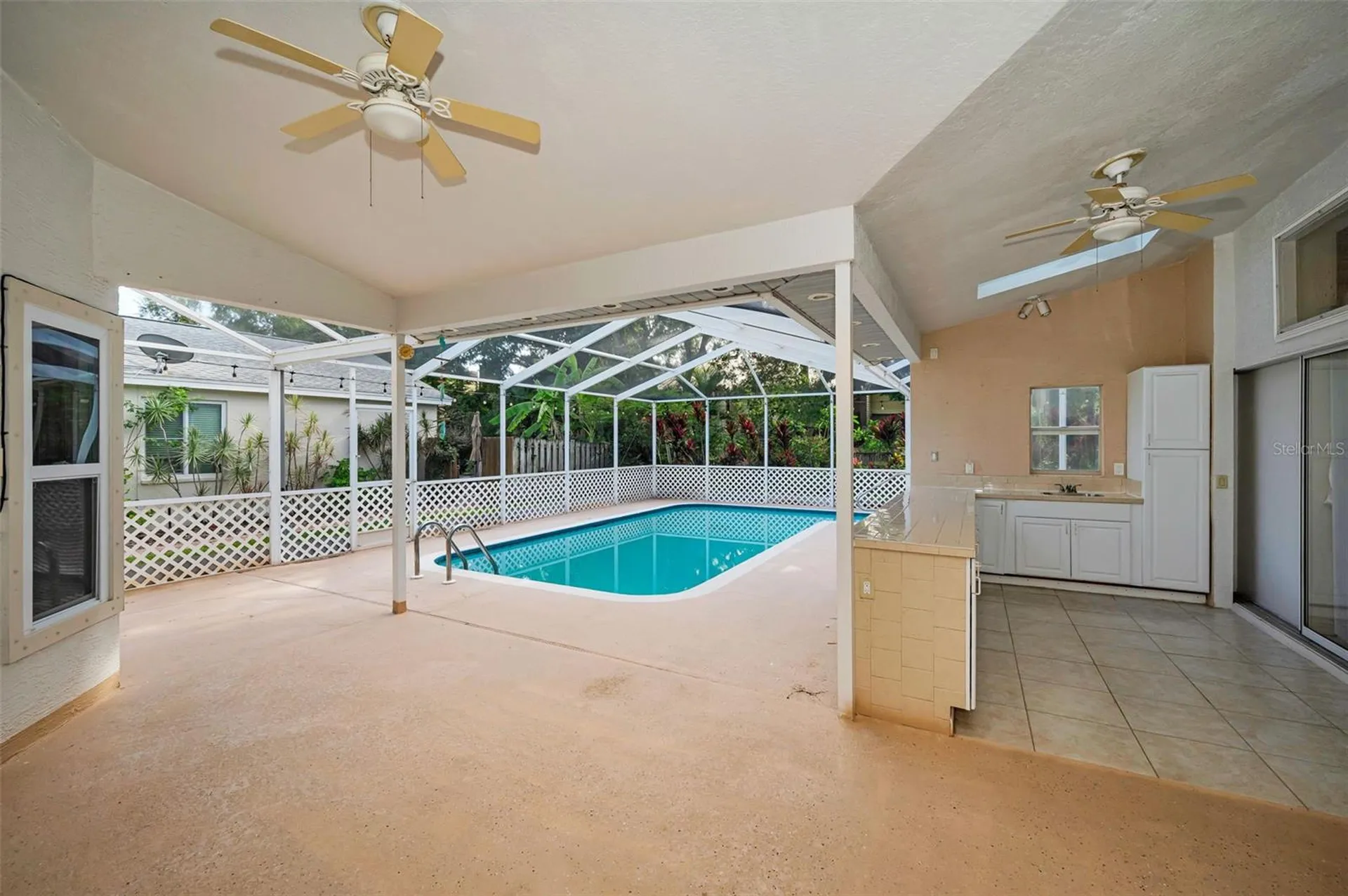 2714 Resnik Circle W Palm Harbor FL 34683