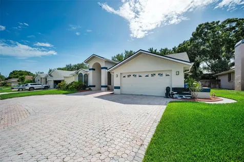 2714 Resnik Circle W Palm Harbor FL 34683