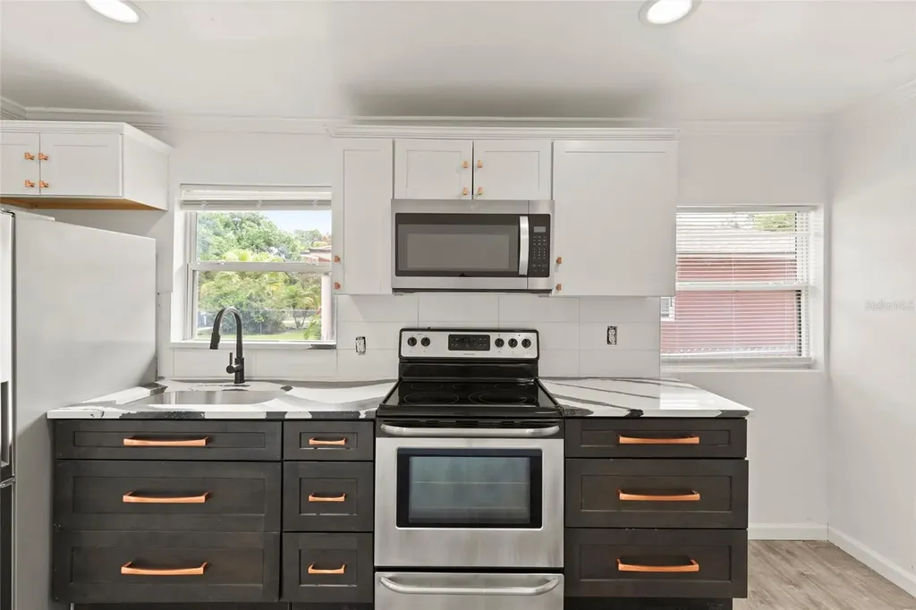 1605 E 29th Avenue Tampa FL 33605