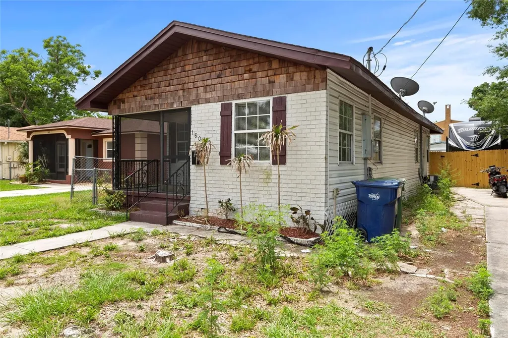 1605 E 29th Avenue Tampa FL 33605