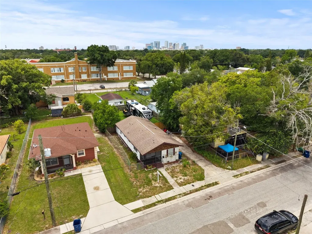 1605 E 29th Avenue Tampa FL 33605