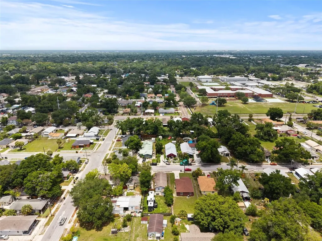 1605 E 29th Avenue Tampa FL 33605