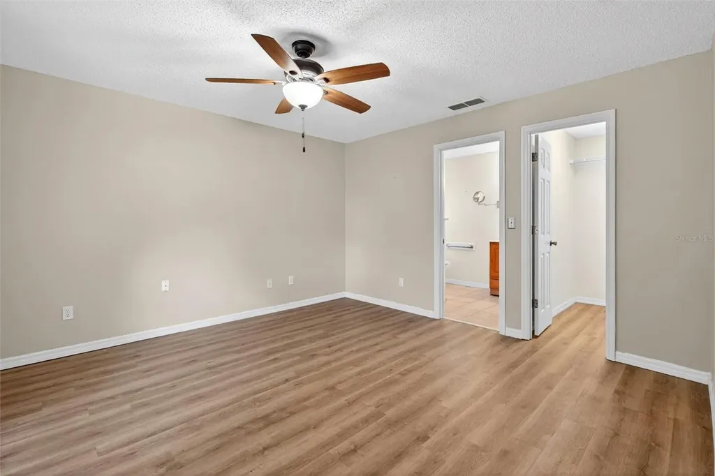 2127 King Richards Court Orange City FL 32763