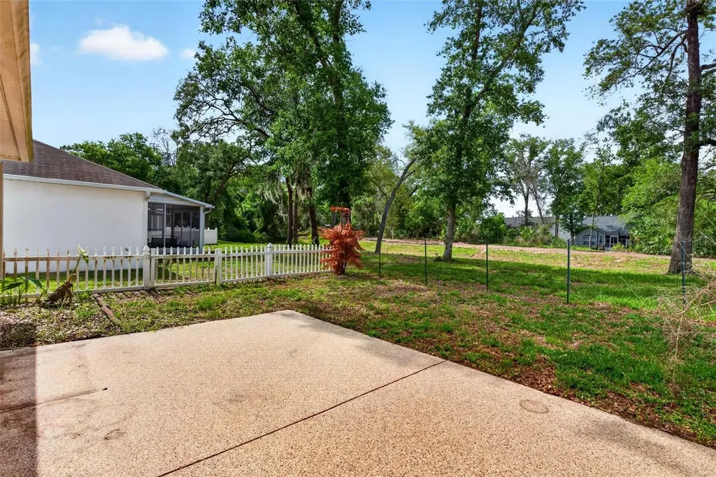2127 King Richards Court Orange City FL 32763