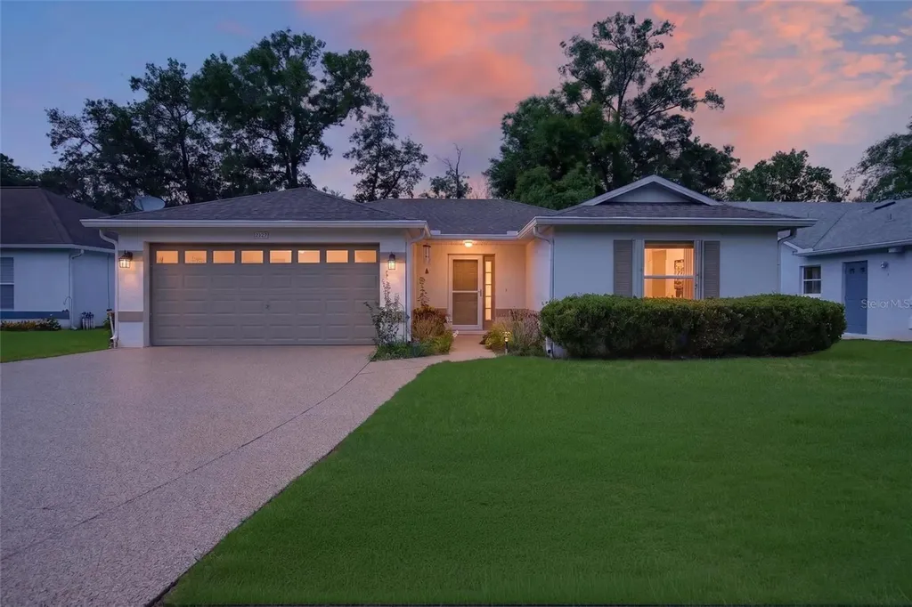 2127 King Richards Court Orange City FL 32763
