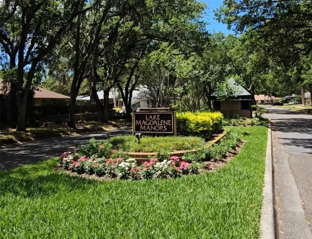 1704 Cape Bend Avenue Tampa FL 33613