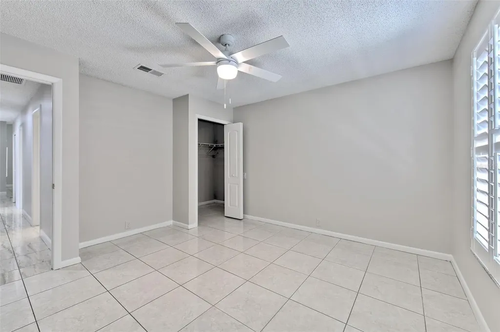 1704 Cape Bend Avenue Tampa FL 33613