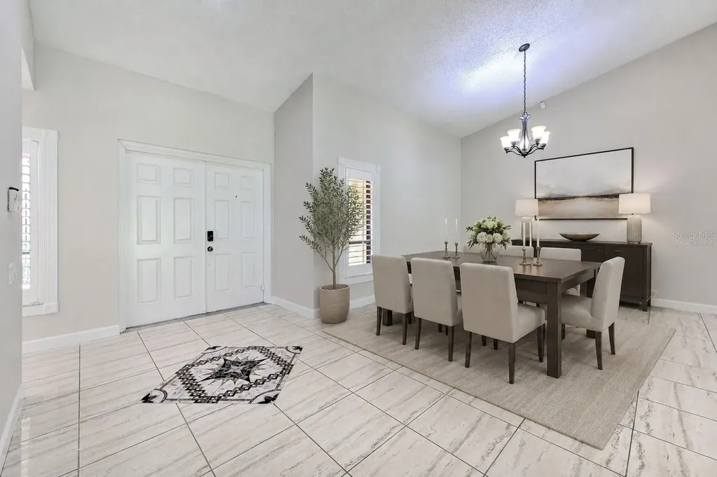 1704 Cape Bend Avenue Tampa FL 33613