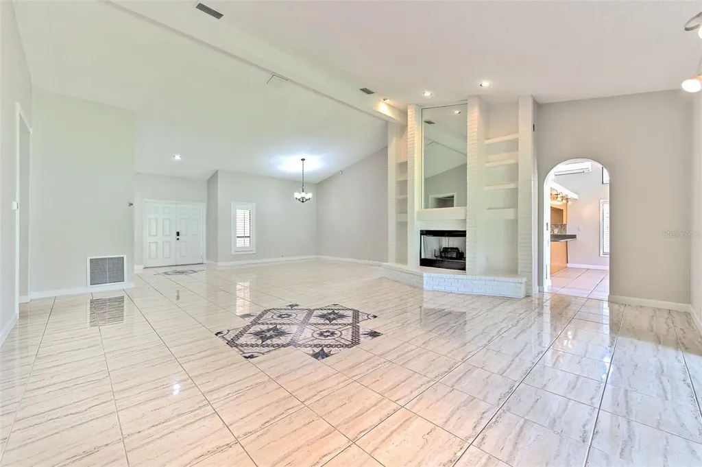 1704 Cape Bend Avenue Tampa FL 33613