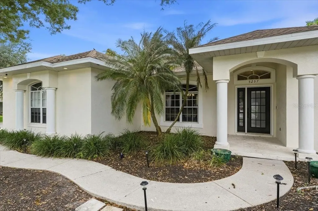 5237 Bloomfield Boulevard Lakeland FL 33810