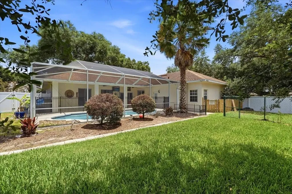 5237 Bloomfield Boulevard Lakeland FL 33810