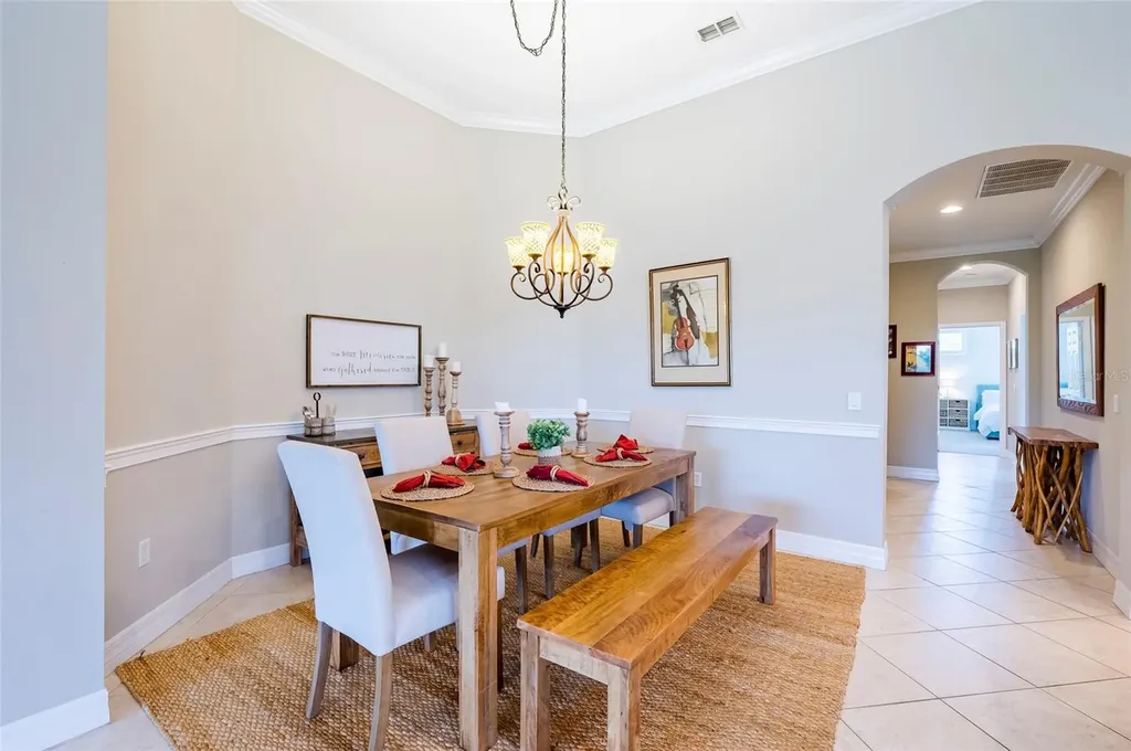 9453 NE Discovery Terrace Bradenton FL 34212