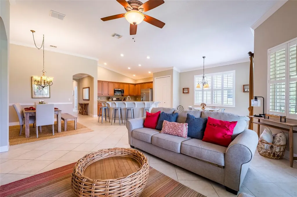 9453 NE Discovery Terrace Bradenton FL 34212