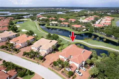 9453 NE Discovery Terrace Bradenton FL 34212