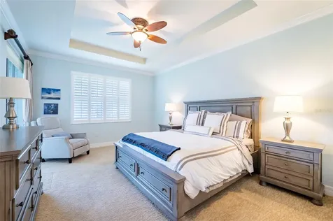 9453 NE Discovery Terrace Bradenton FL 34212