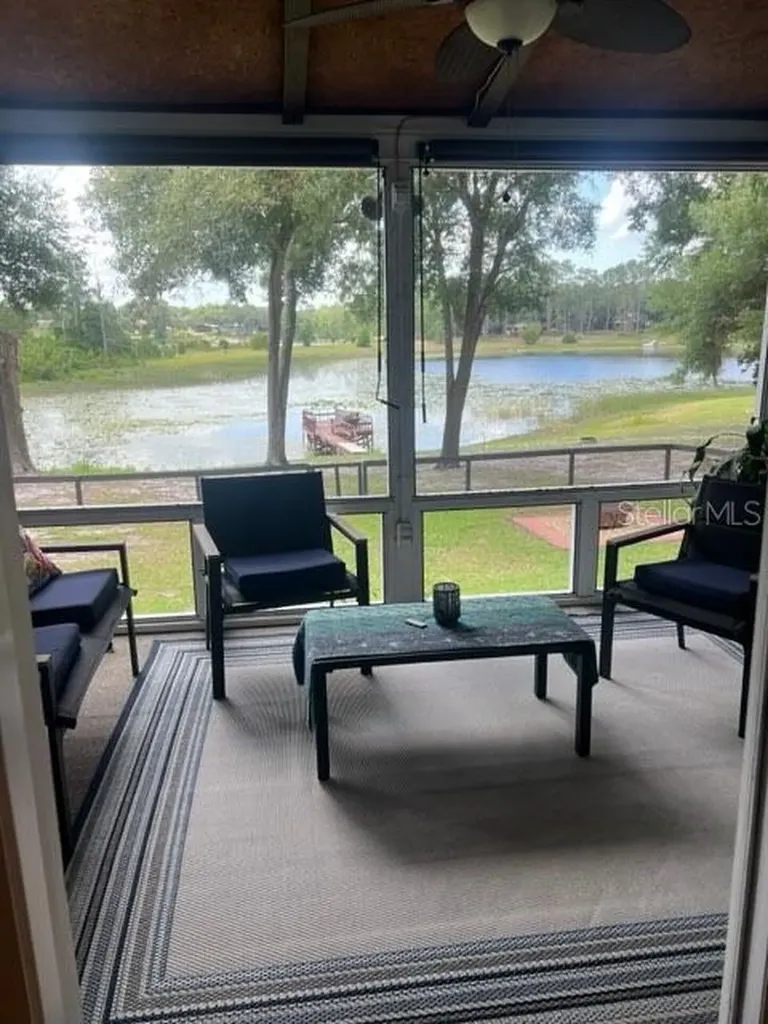 16684 SE 54th Street Ocklawaha FL 32179