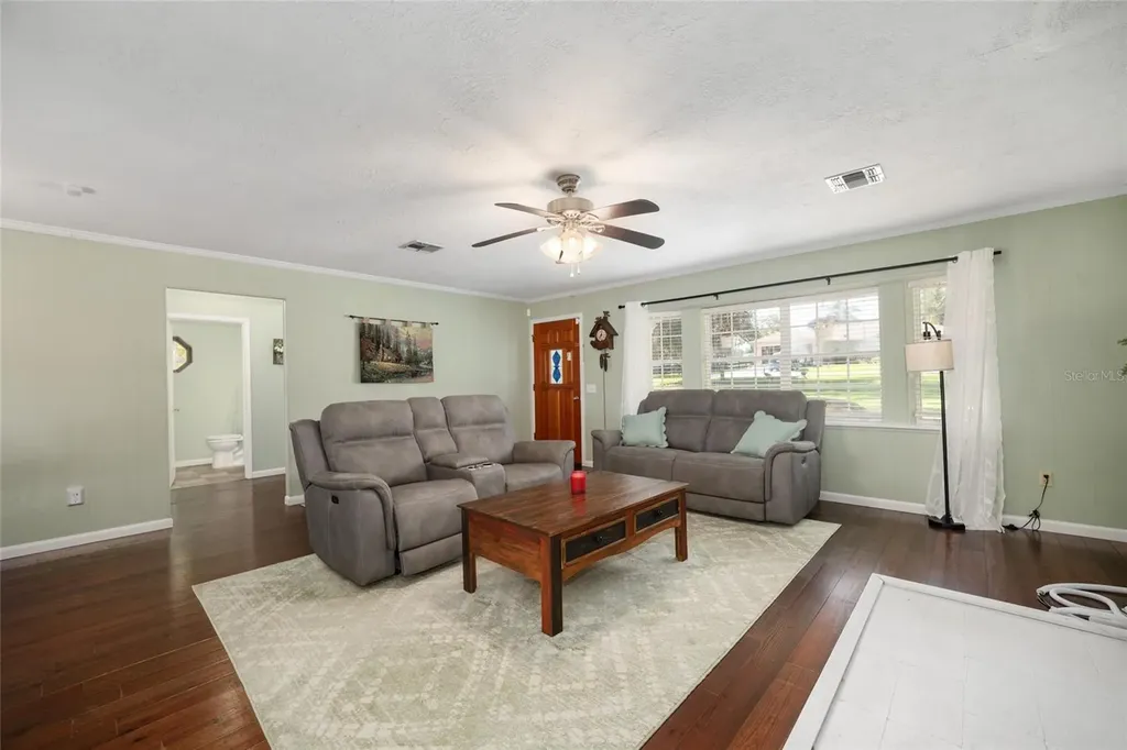 16684 SE 54th Street Ocklawaha FL 32179