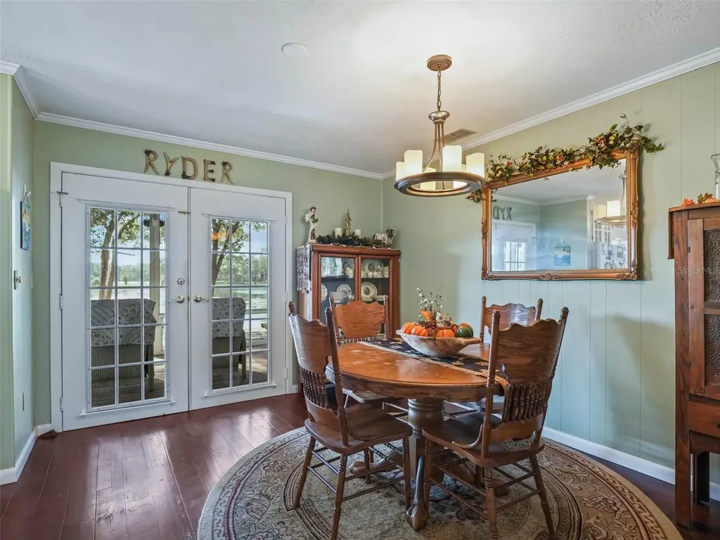 16684 SE 54th Street Ocklawaha FL 32179