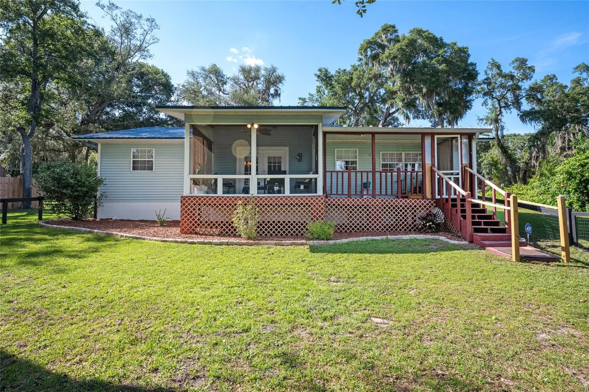 16684 SE 54th Street Ocklawaha FL 32179
