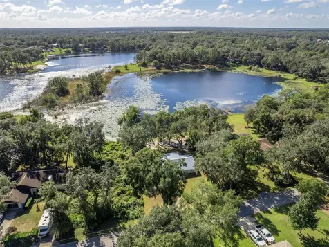 16684 SE 54th Street Ocklawaha FL 32179