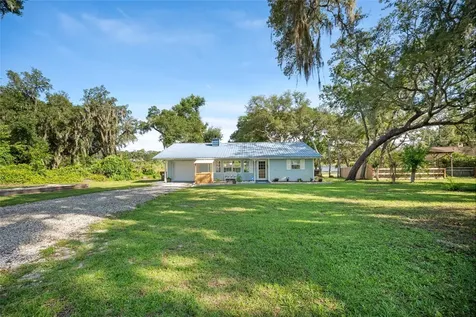 16684 SE 54th Street Ocklawaha FL 32179