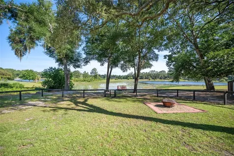 16684 SE 54th Street Ocklawaha FL 32179