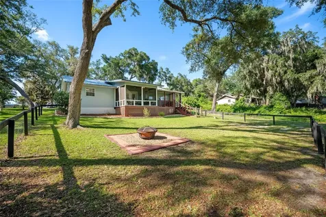 16684 SE 54th Street Ocklawaha FL 32179