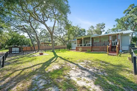 16684 SE 54th Street Ocklawaha FL 32179