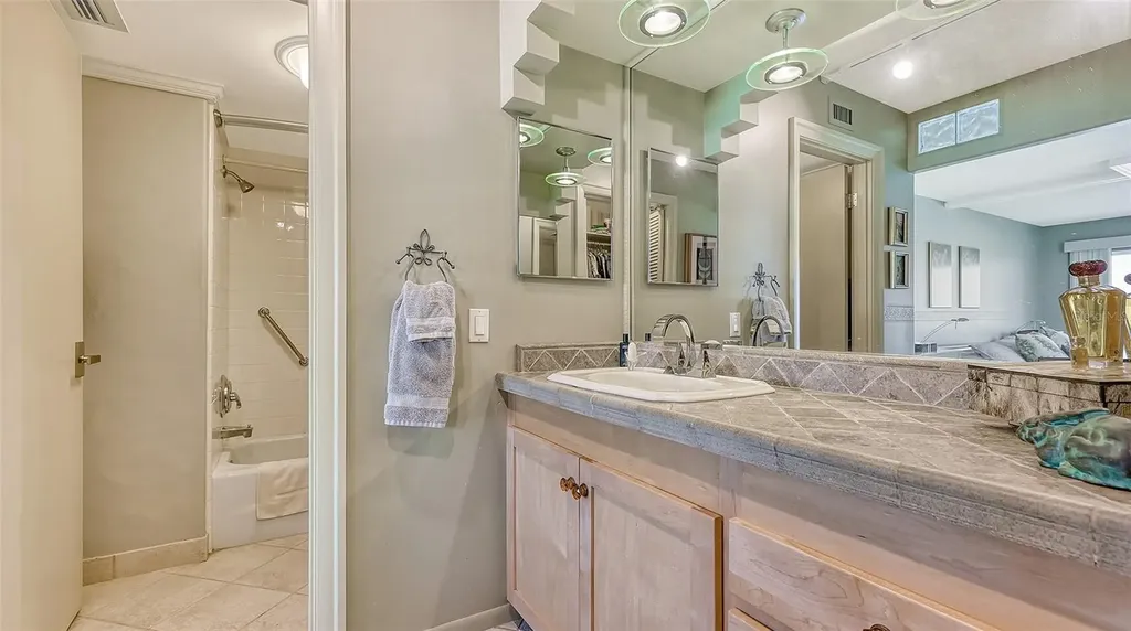 2301 Gulf Of Mexico Drive Longboat Key FL 34228