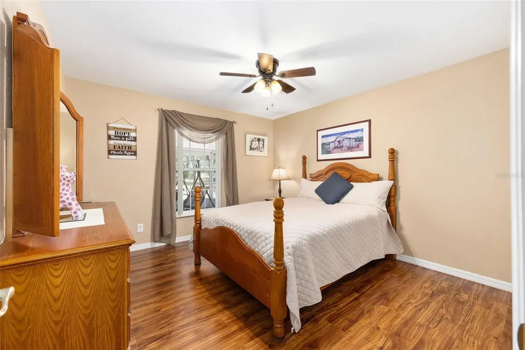 13855 SW Highway 484 Dunnellon FL 34432