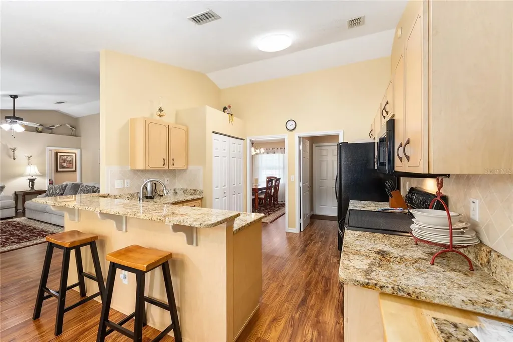 13855 SW Highway 484 Dunnellon FL 34432