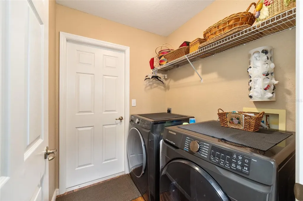 13855 SW Highway 484 Dunnellon FL 34432