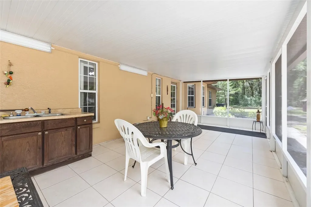 13855 SW Highway 484 Dunnellon FL 34432
