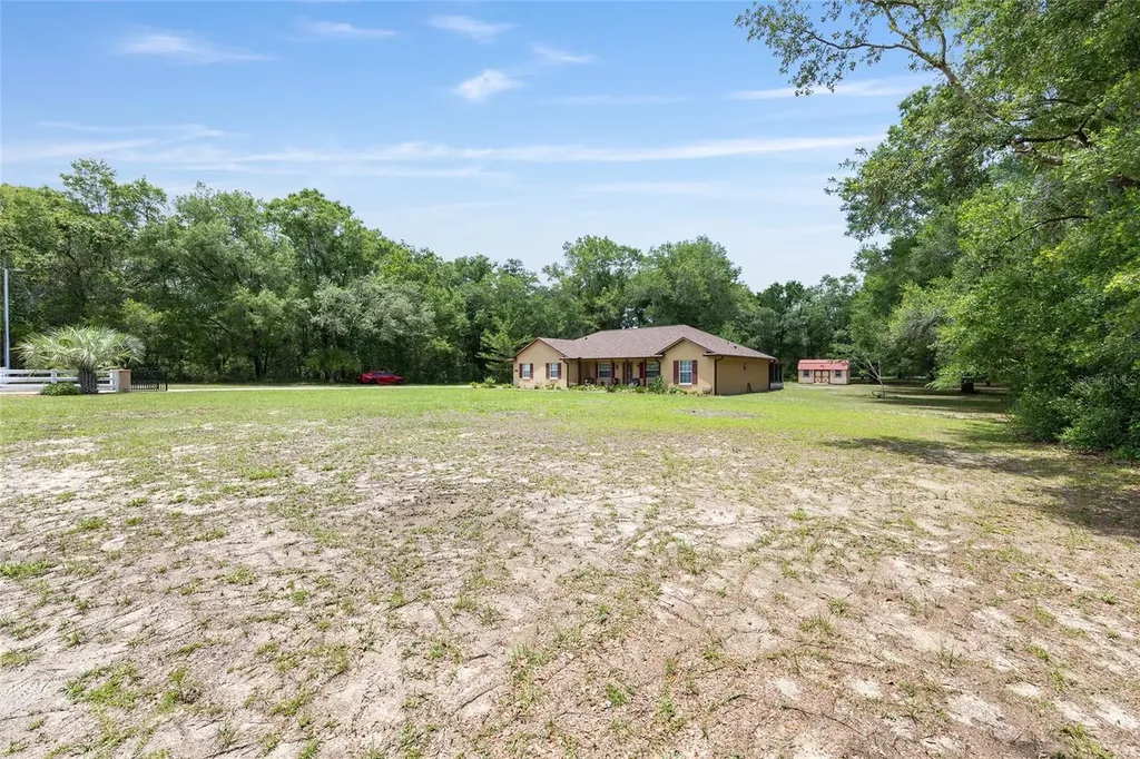 13855 SW Highway 484 Dunnellon FL 34432