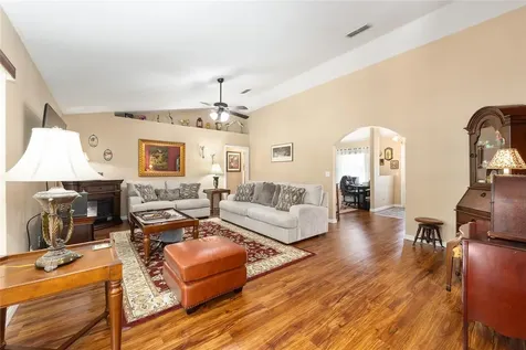 13855 SW Highway 484 Dunnellon FL 34432