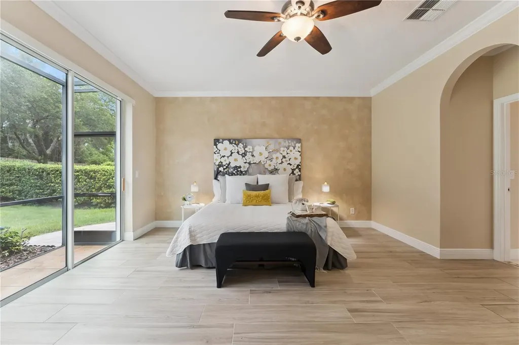 657 Mount Stirling Avenue Apopka FL 32712