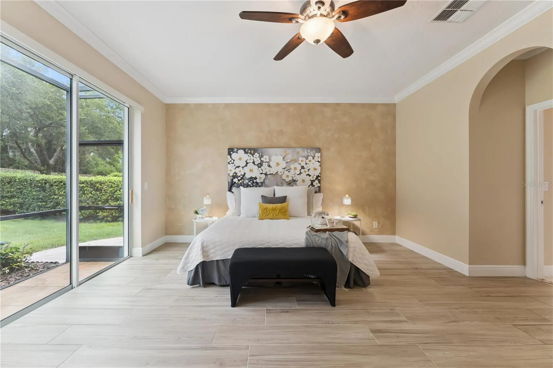 657 Mount Stirling Avenue Apopka FL 32712