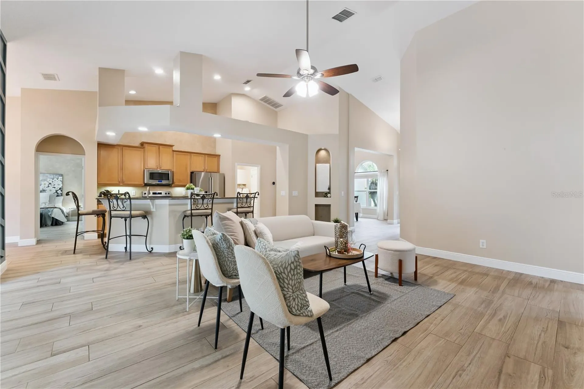 657 Mount Stirling Avenue Apopka FL 32712