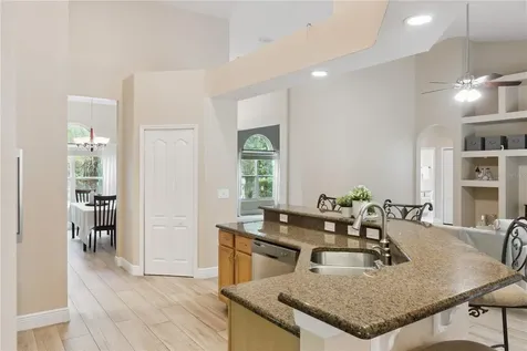 657 Mount Stirling Avenue Apopka FL 32712
