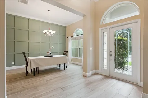 657 Mount Stirling Avenue Apopka FL 32712