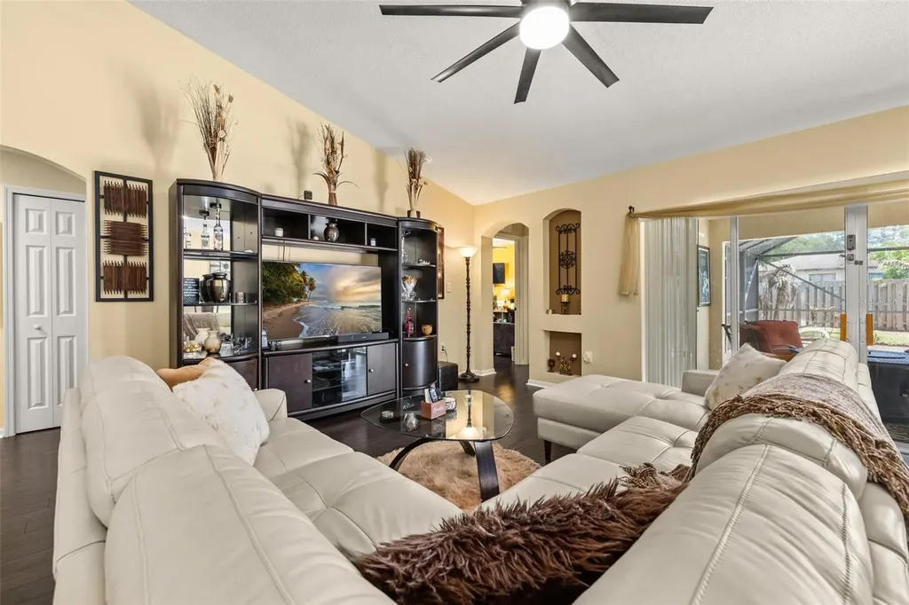 121 Nadell Avenue NW Palm Bay FL 32907
