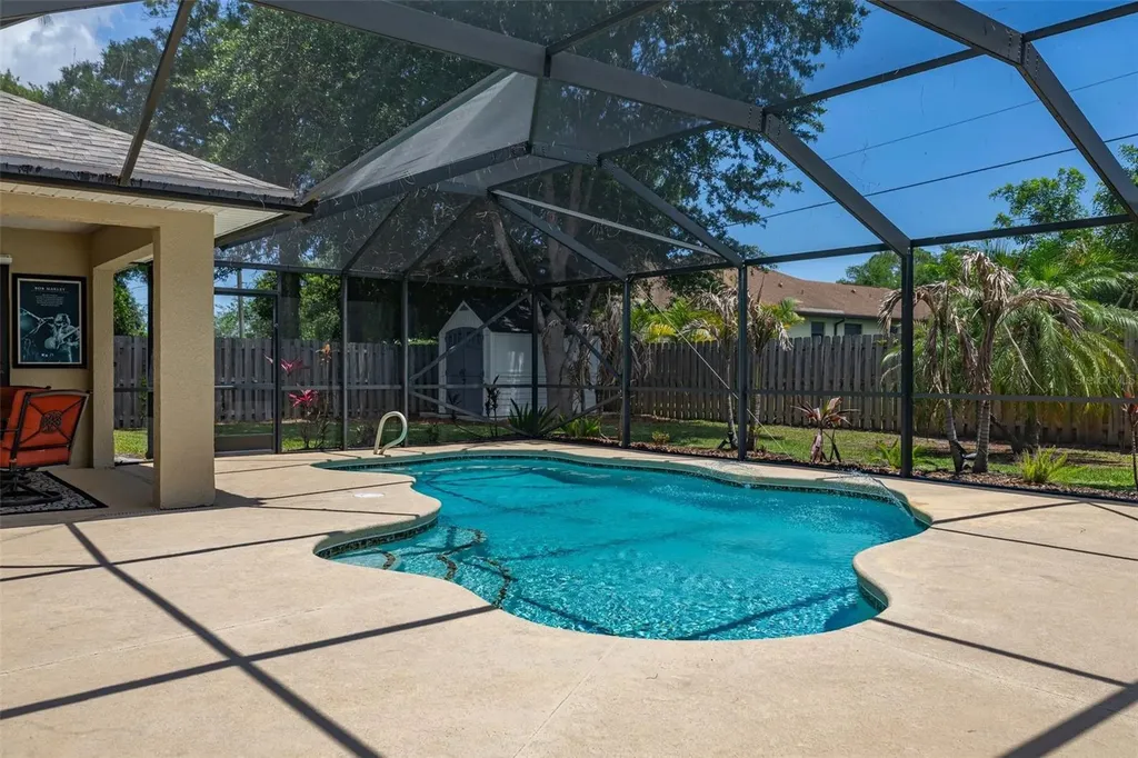 121 Nadell Avenue NW Palm Bay FL 32907