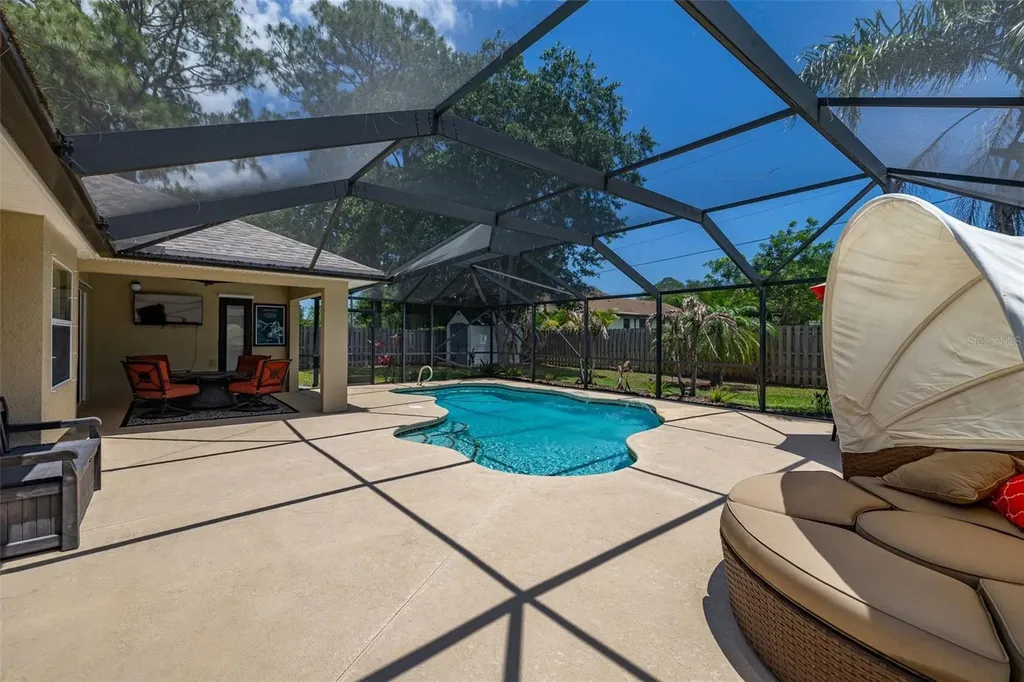 121 Nadell Avenue NW Palm Bay FL 32907