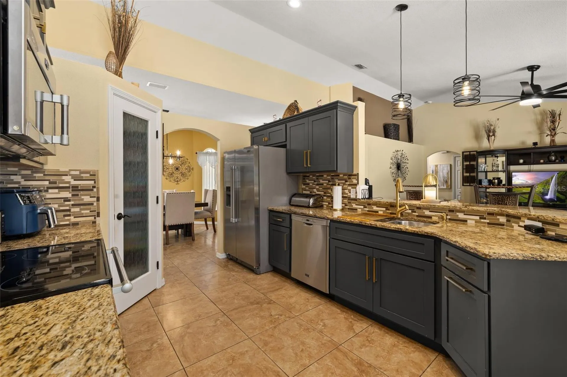 121 Nadell Avenue NW Palm Bay FL 32907