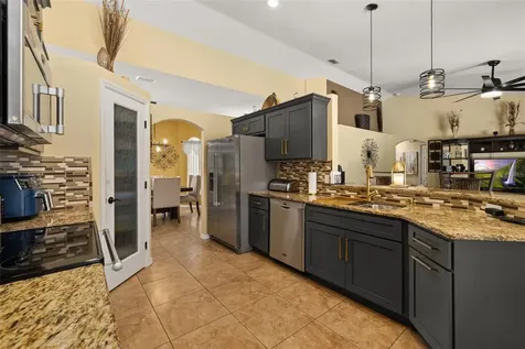 121 Nadell Avenue NW Palm Bay FL 32907