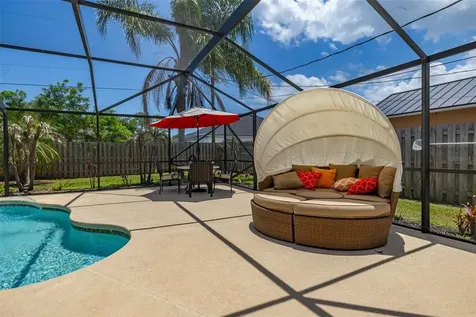 121 Nadell Avenue NW Palm Bay FL 32907