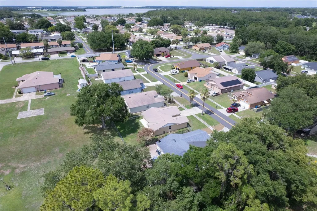 1716 Terry Circle NE Winter Haven FL 33881